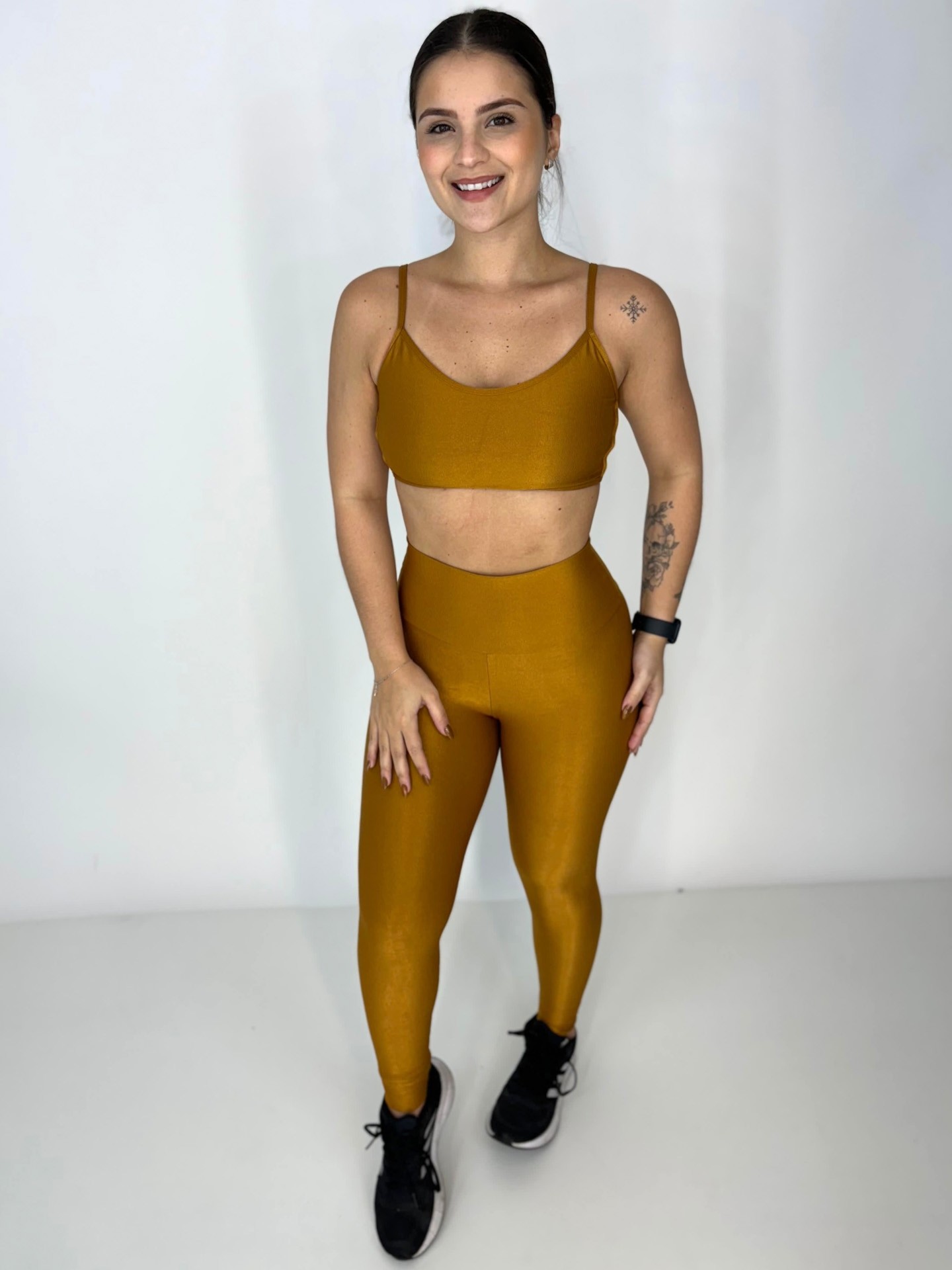 Legging Básica Compressão + Top Brenda Dourado