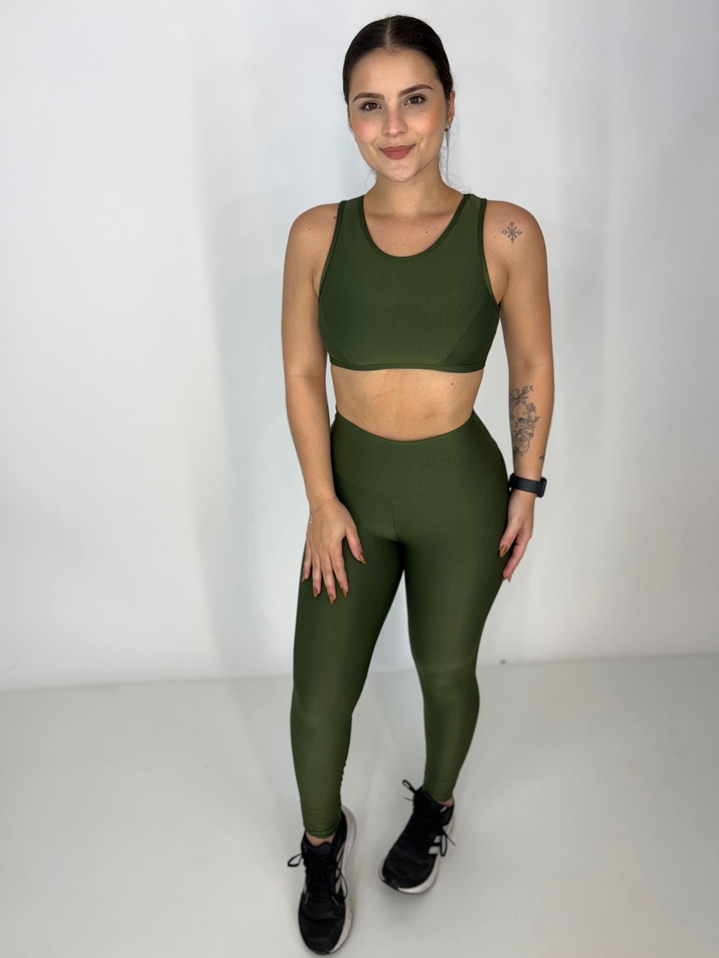 Legging Básica Compressão + Top Bruna Verde Musgo